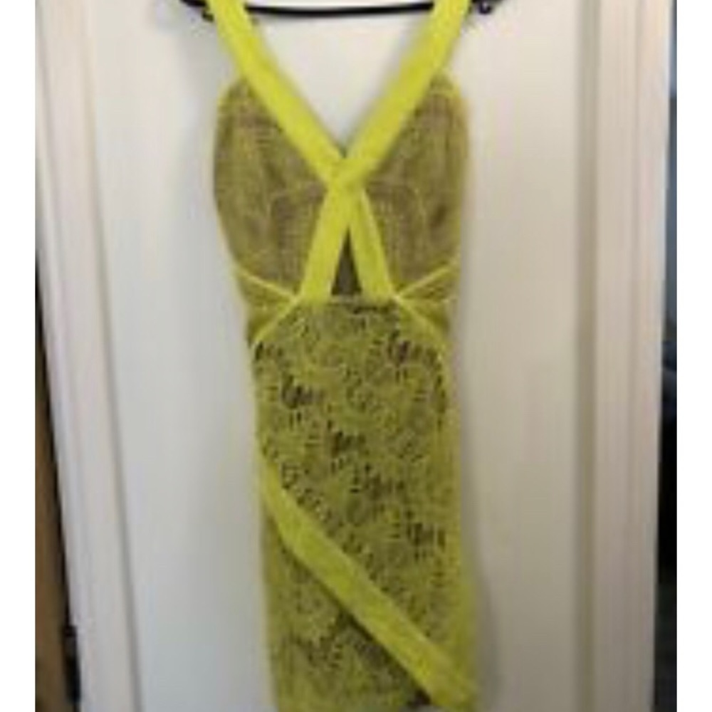 Three floor beautiful dress!